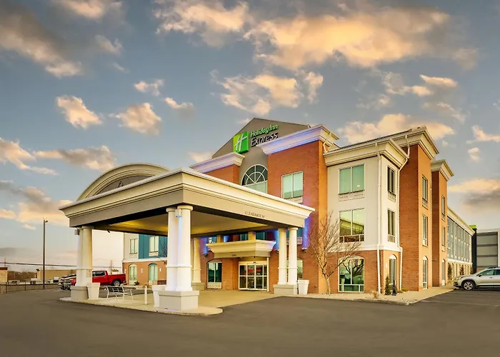 Holiday Inn Express Hotel & Suites Richmond By Ihg