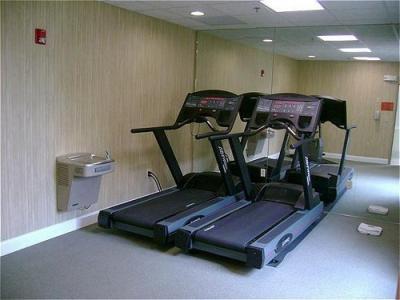 Express & By Ihg Hotel 2*
