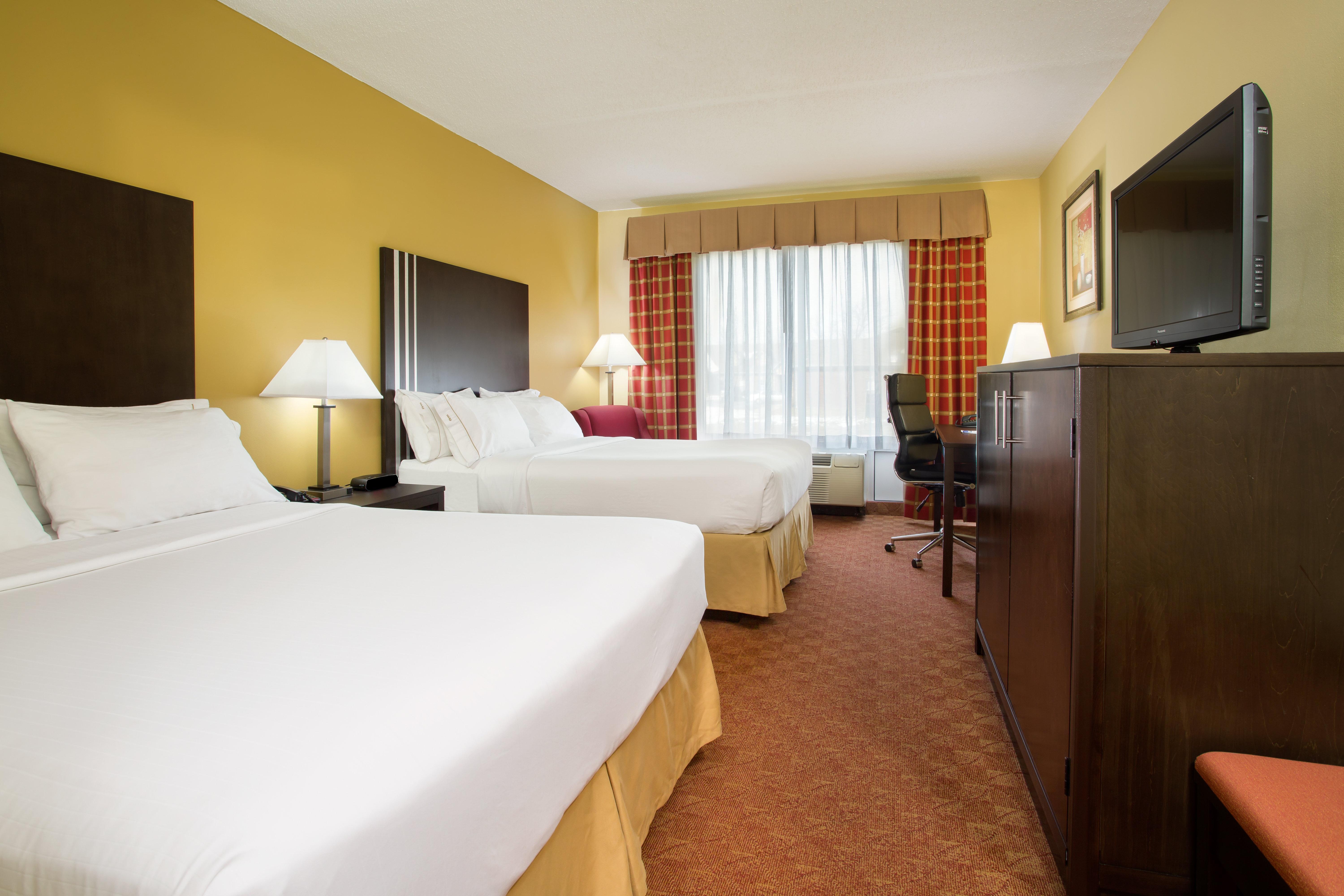 Express & By Ihg 2*