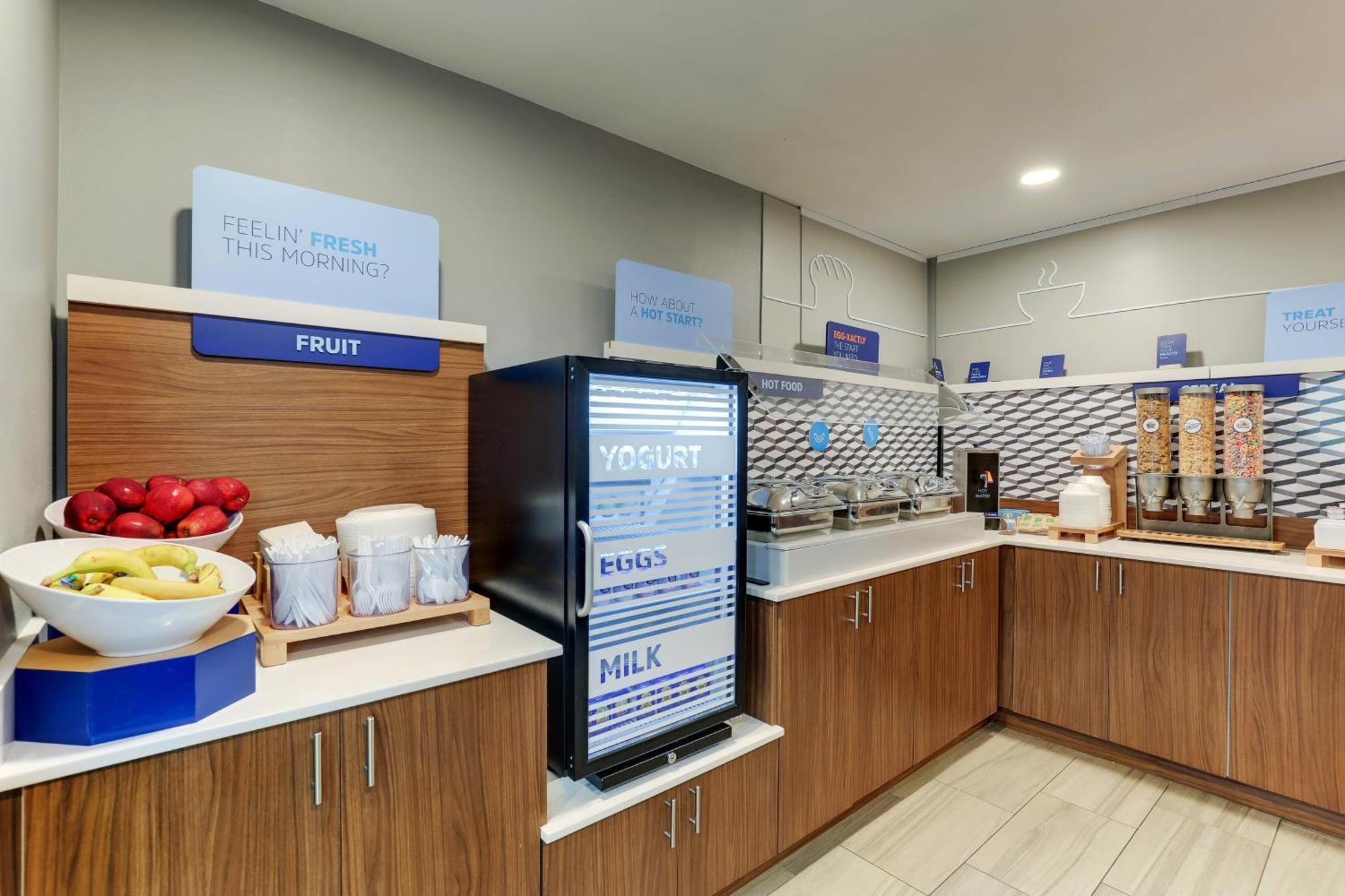 Express & By Ihg Hotel
