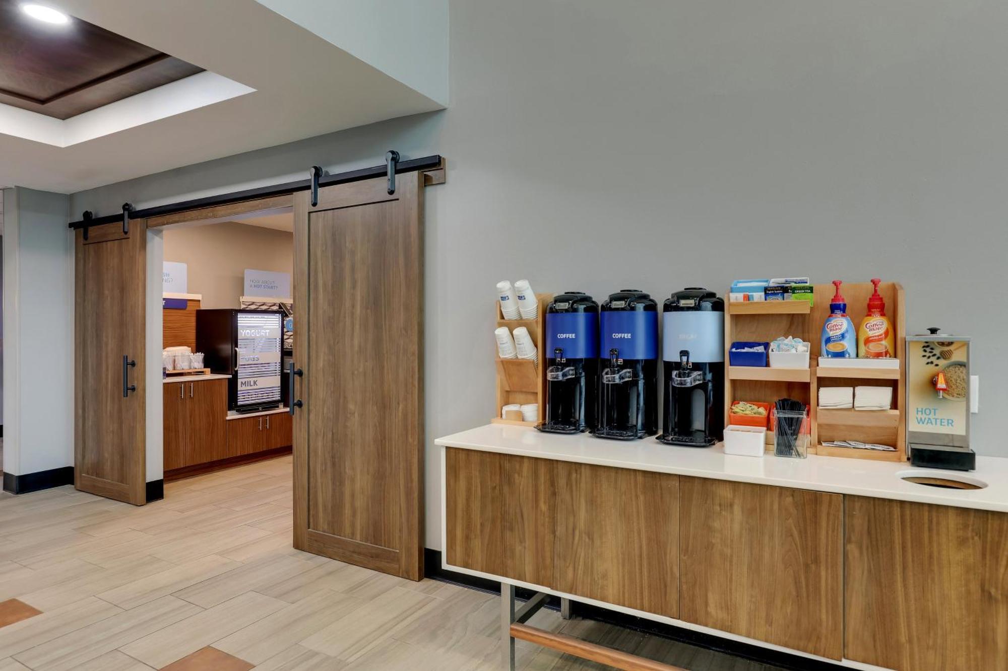 Express & By Ihg Richmond