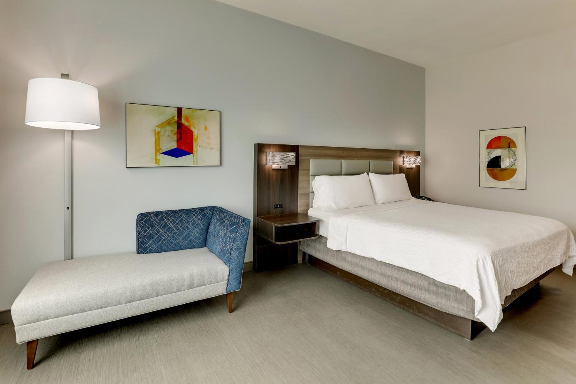 Express & By Ihg Hotel