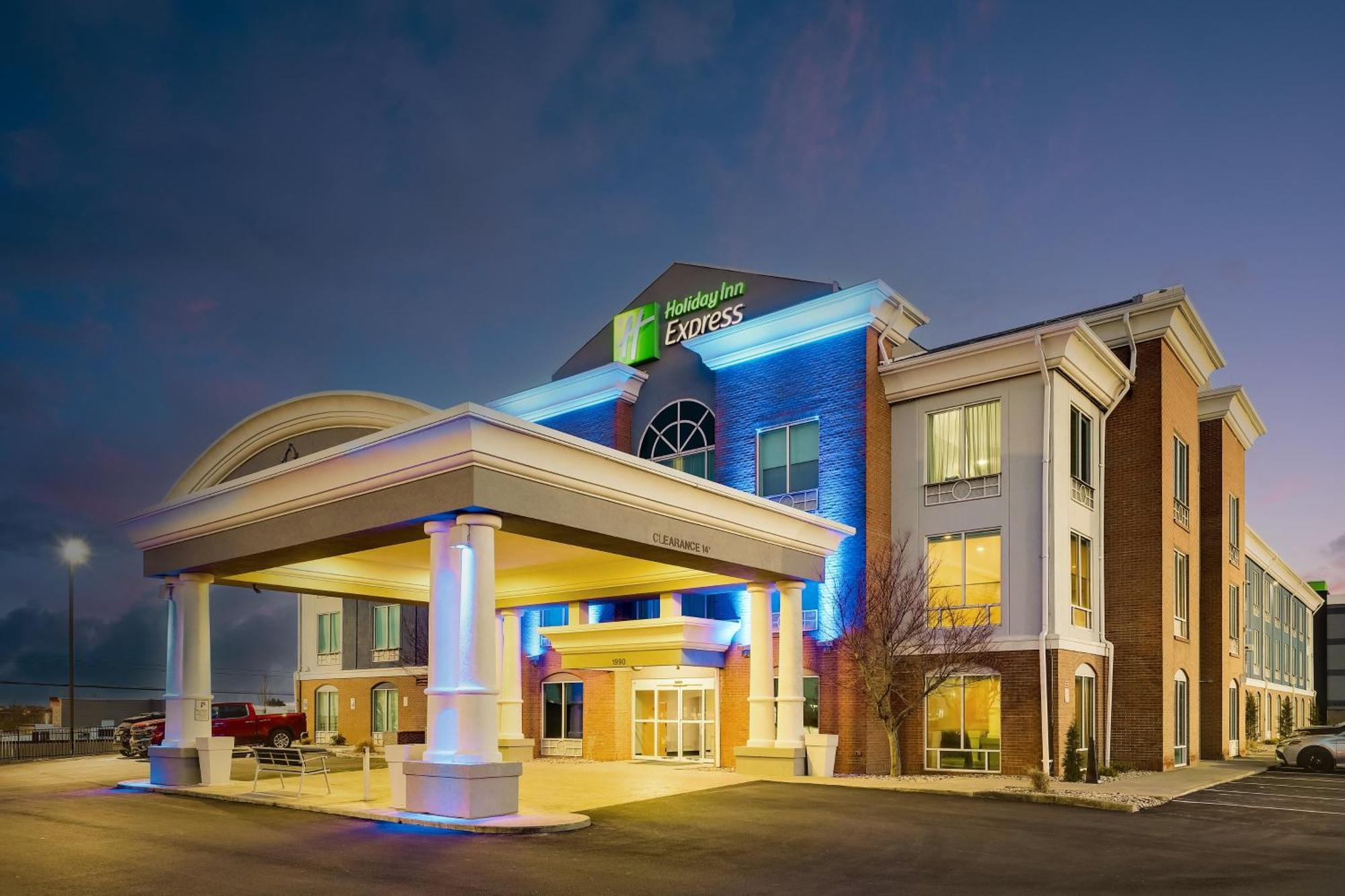 Express & By Ihg Richmond