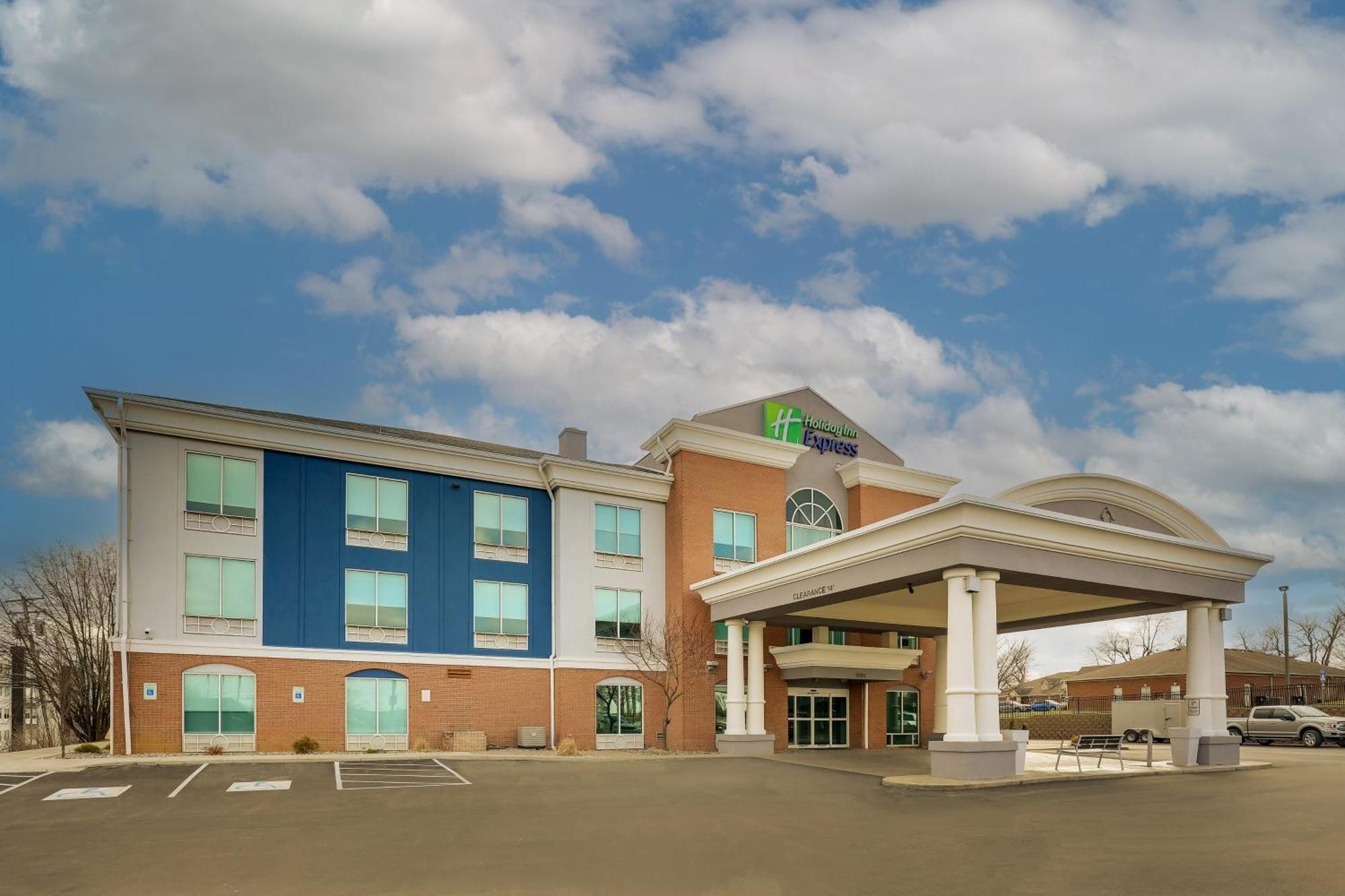 Hotel Express & By Ihg
