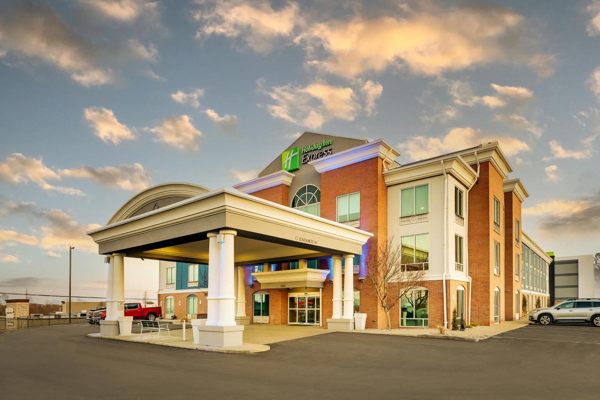 Express & By Ihg 2* Richmond