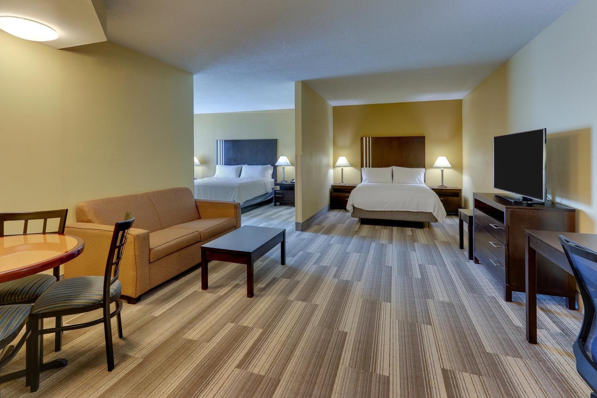 Express & By Ihg Hotel 2*