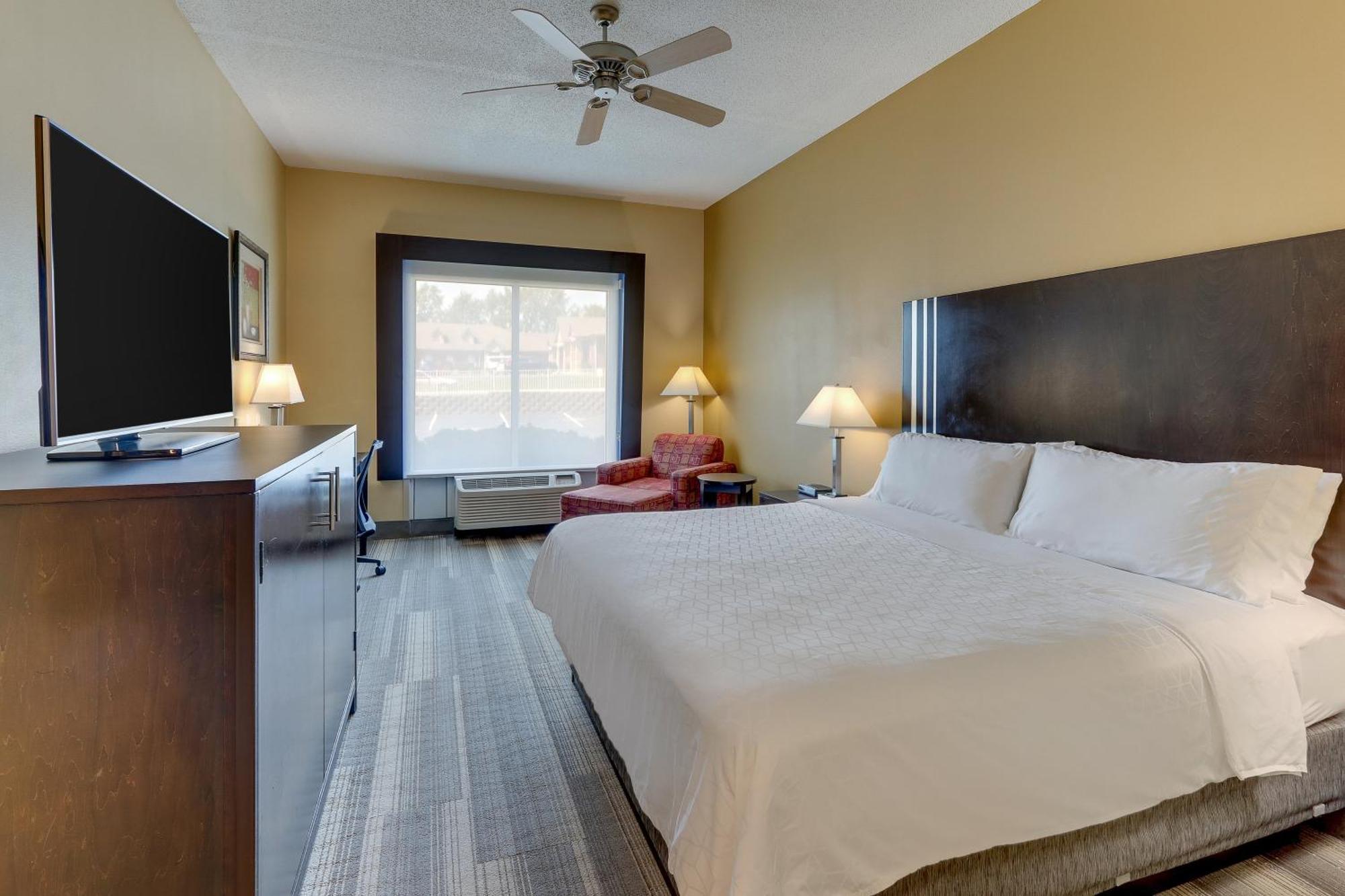 Express & By Ihg Hotel Richmond