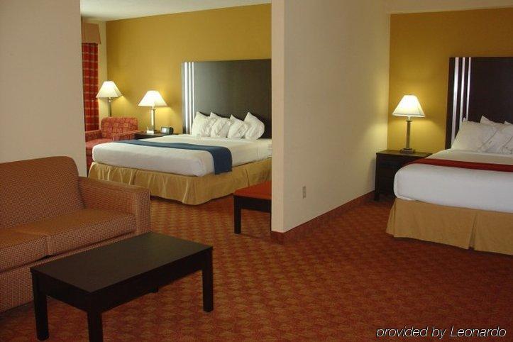Express & By Ihg 2* Richmond